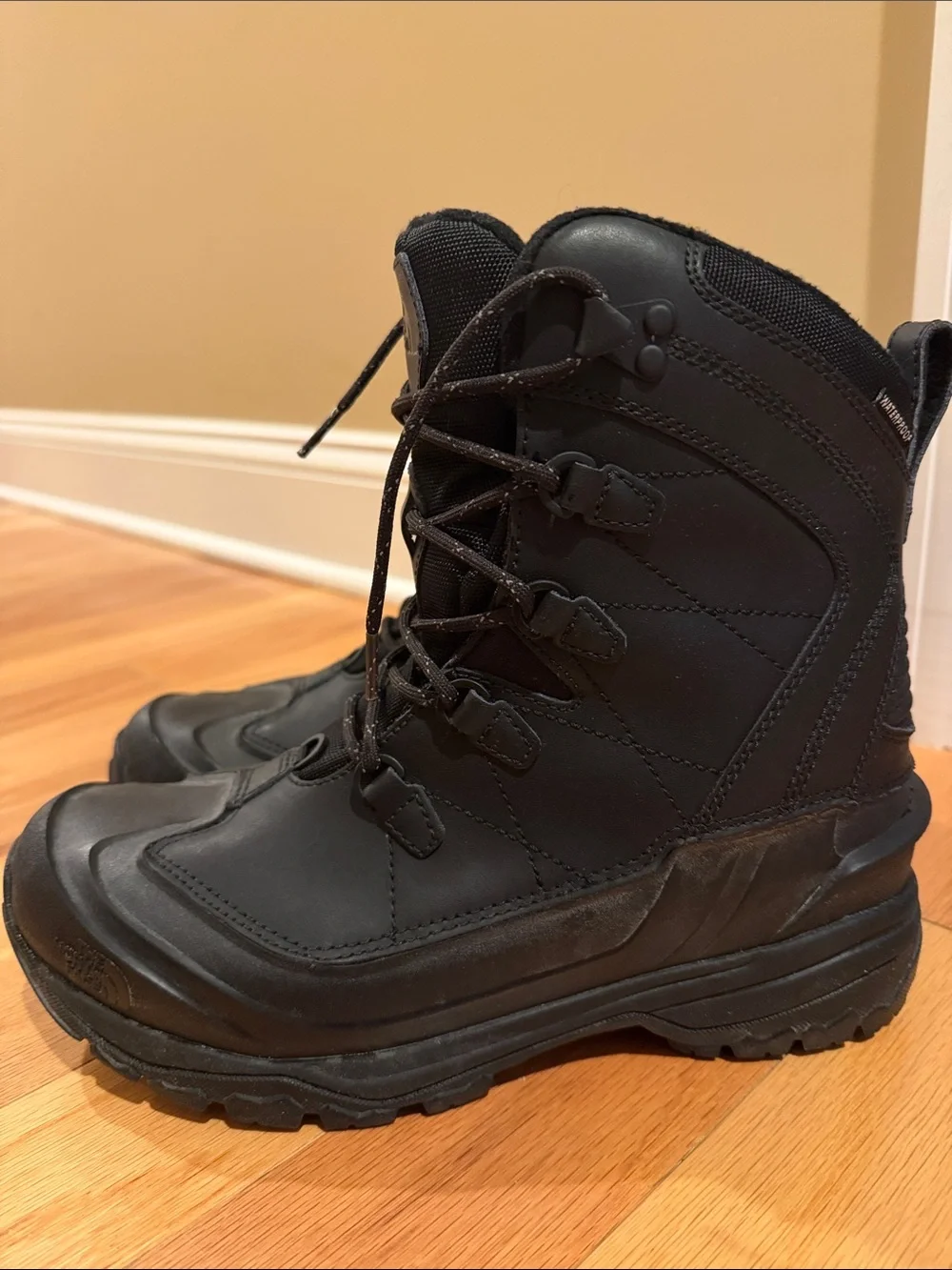 The North Face Men's Black Waterproof Lace-Up Winter Boots